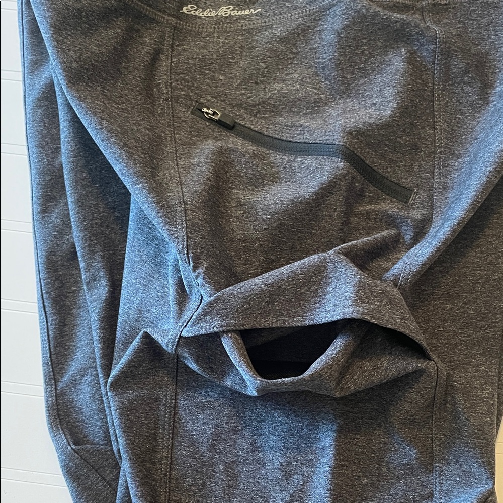 Eddie Bauer Dark Gray Women's Pants XL Straight Leg Zippered Side Pockets - Picture 8 of 9